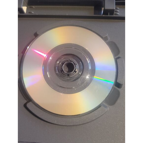 Luigi's Mansion for Nintendo GameCube and Backward Compatible Wii Models - Picture 5 of 5